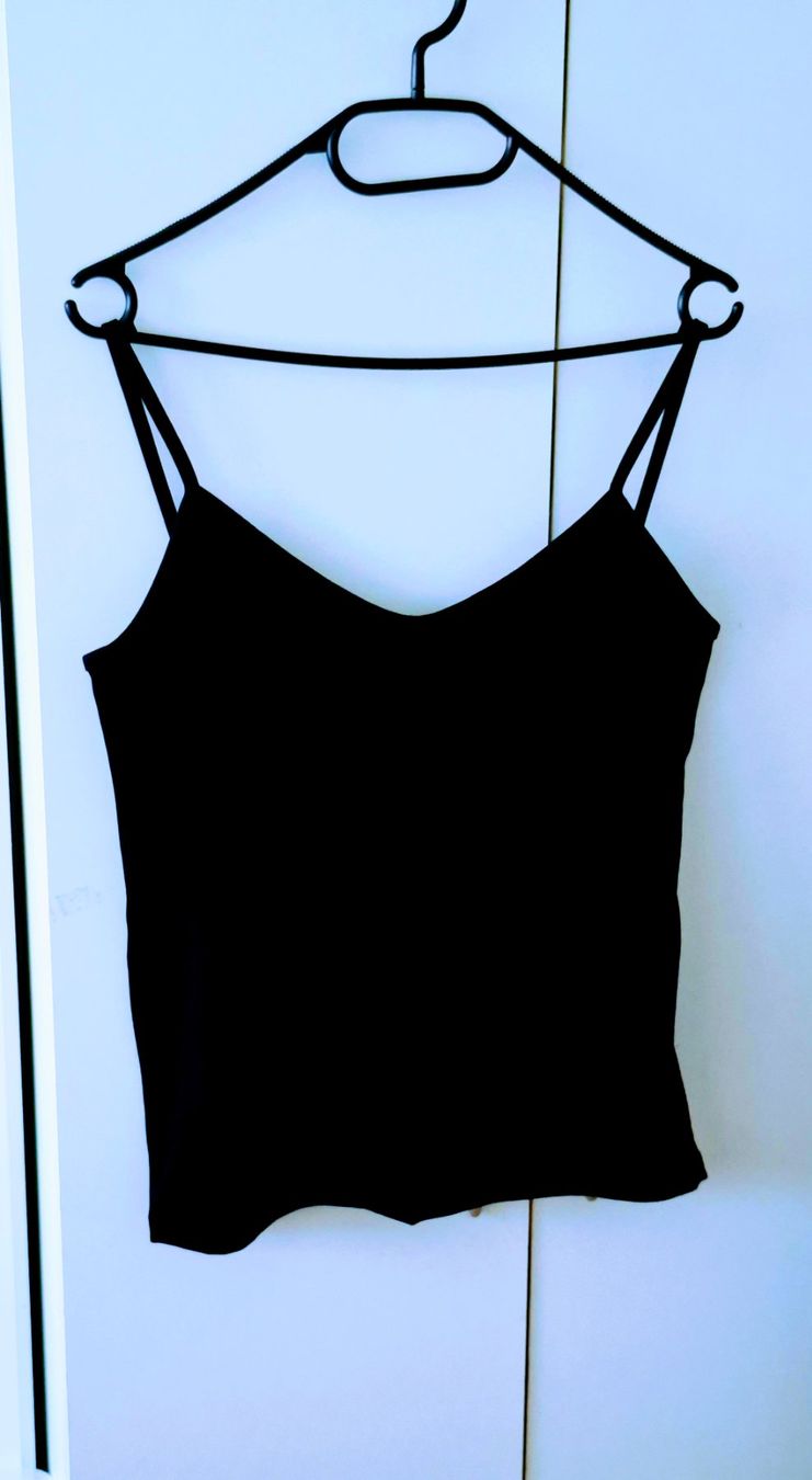 Top: Damen Träger Top gr M/L Neuwertig – Nuovo (secondo la descrizione) da Reinach AG venduto da nicki024