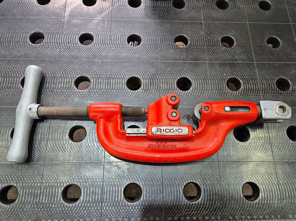 Ridgid Tutti gli attrezzi: RIDGID Rohrabschneider Modell 360 – Usato da Tägerwilen venduto da geezee20