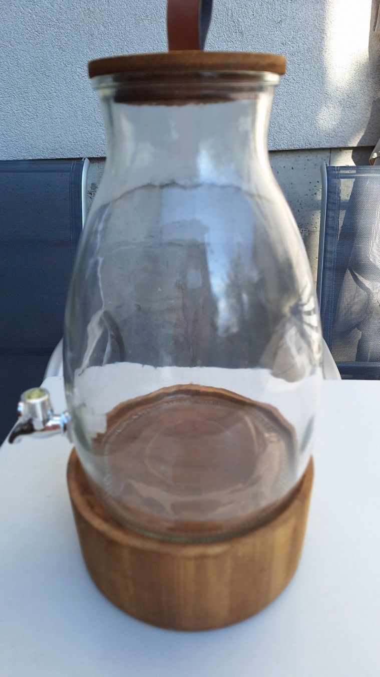 Gläser: Getränkespender  5,5Liter  Glas , Holz – Gebraucht aus Dornach von majo8689 3