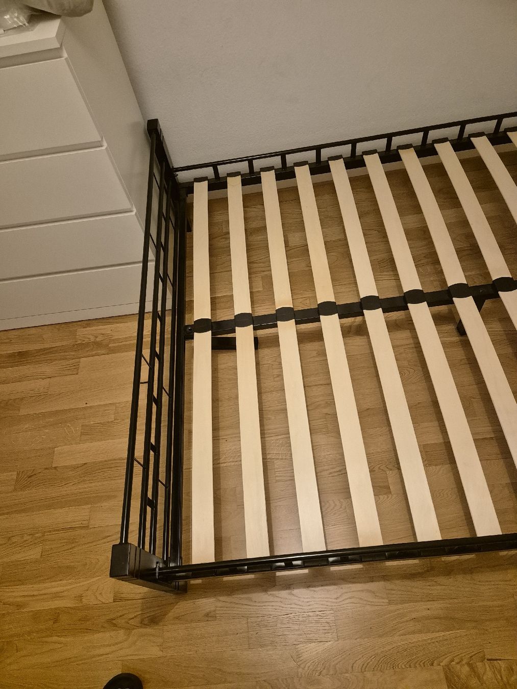 Letti: Bett aus Metall ohne Matraze – Usato da Oberengstringen venduto da sof_qrb8 2