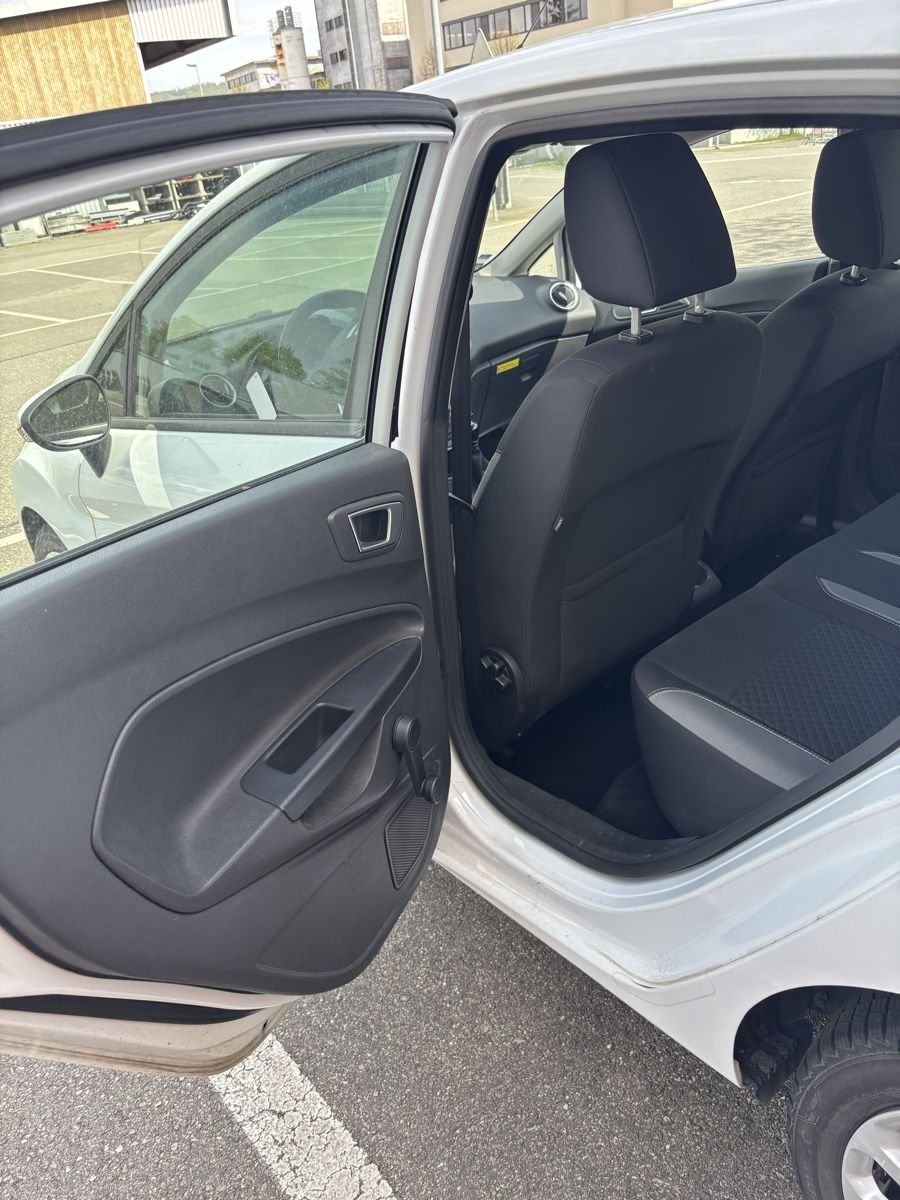 Ford Automobili: Ford Fiesta 1.0 – Difettoso da Wohlen AG venduto da tim_h7zk 6
