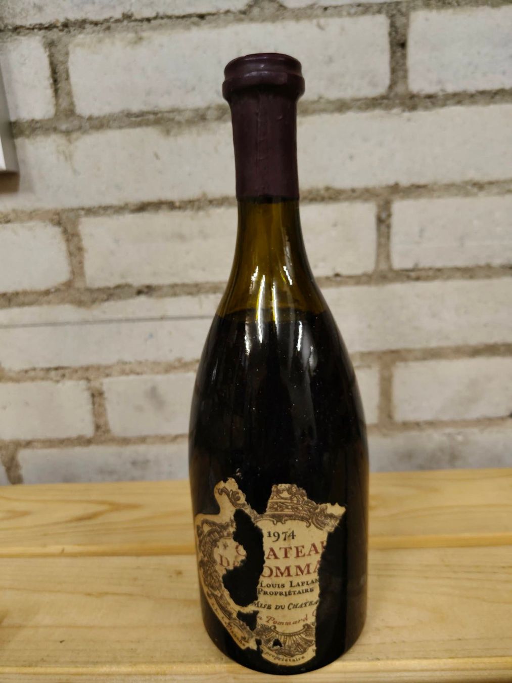 Vino: 1974 Chateau de Pommard – Nuovo (secondo la descrizione) da Münchenstein venduto da wusmarino 1