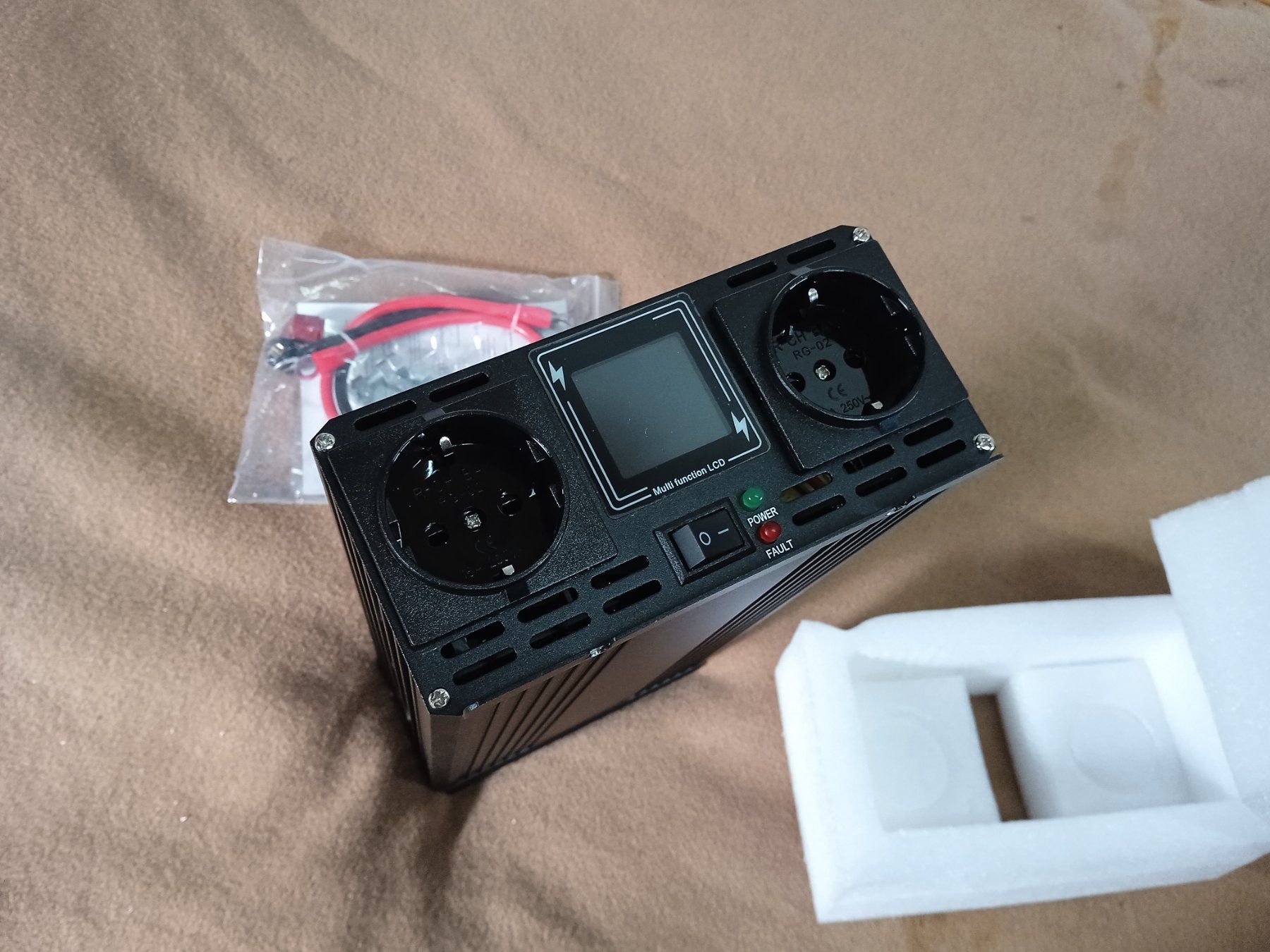 Inverter: 12/220 V..**5000w**!!(5Kw.)neu.Pure Sinus! – Usato da Fulenbach venduto da Elektronik 2