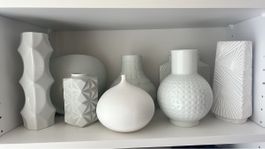 Set 8 weisse Keramik Vasen kein 08/15