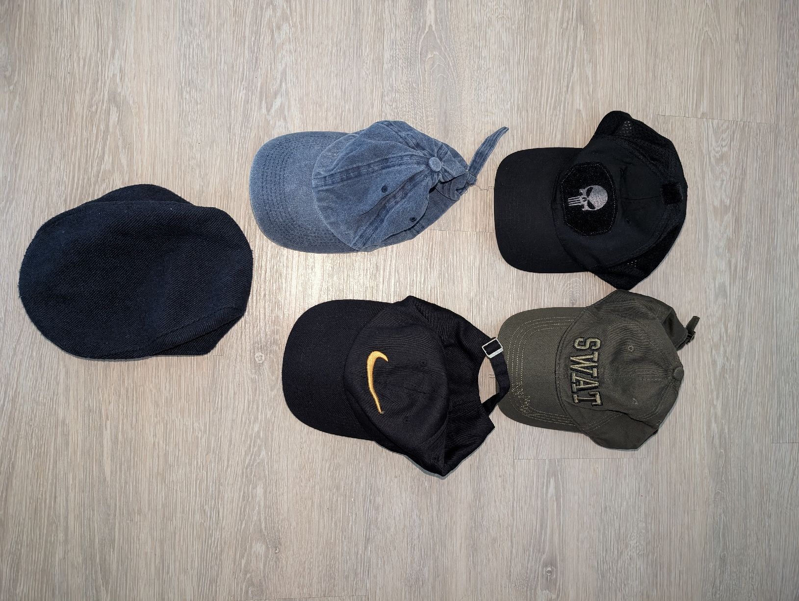 Autres vêtements & accessoires: diverse Caps – D'occasion à Münsingen par ale_md2s