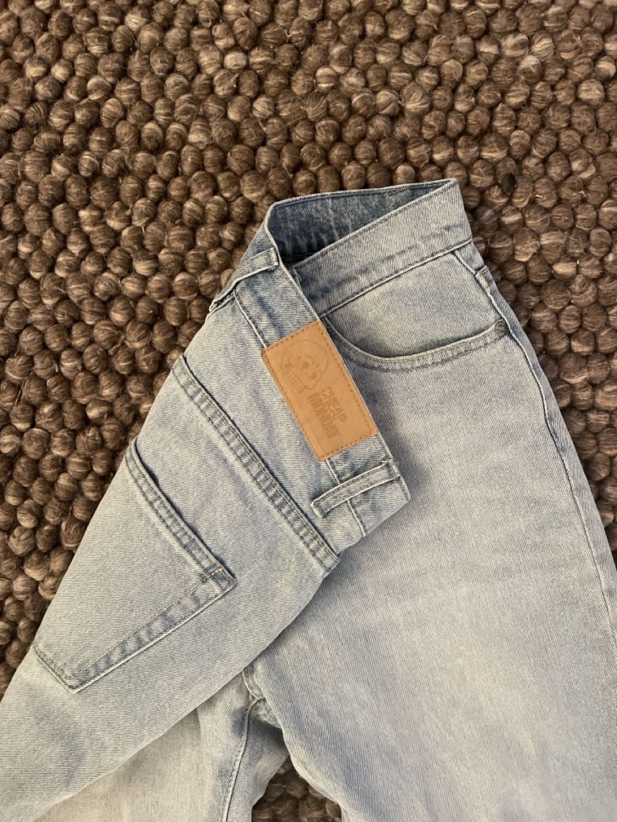 Jeans: Coole hellblaue Mom Jeans von Cheap Mondayy – Usato da Hedingen venduto da sam_vks6 1