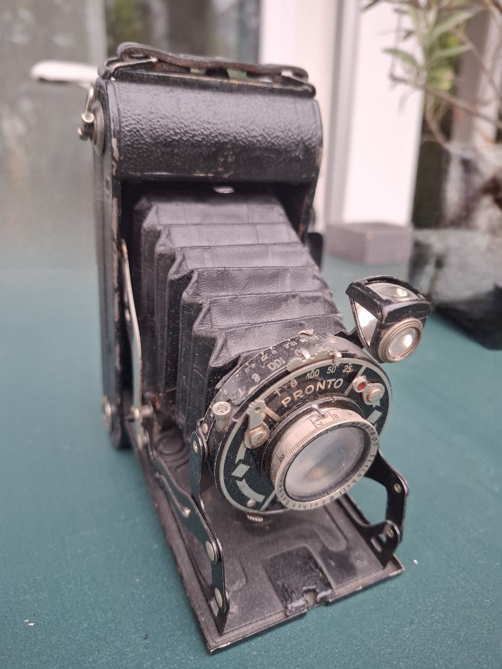 Fotocamera: 3 antike Kameras – Difettoso da Horw venduto da Supervannie 2