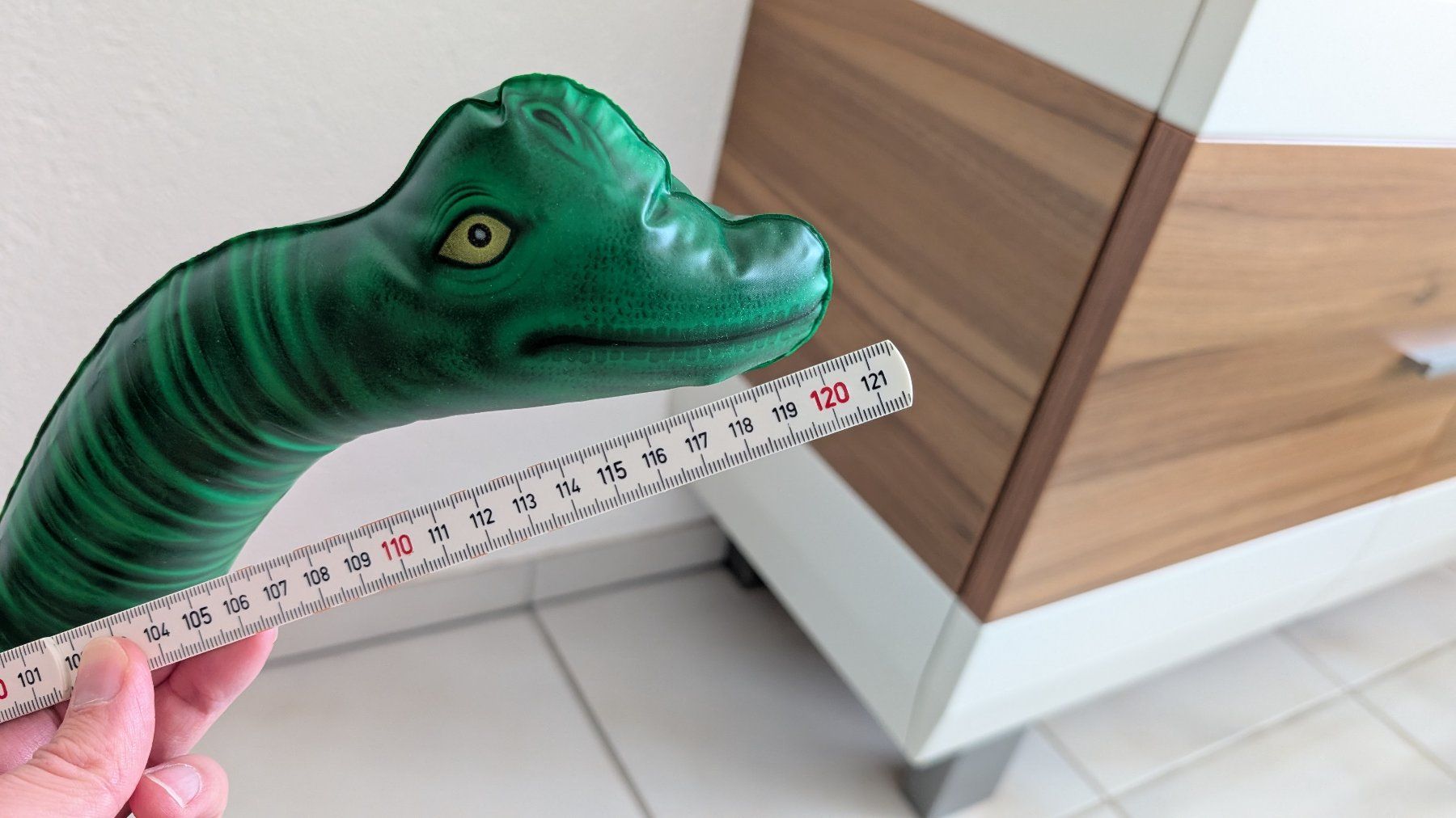 Alle Dekorationen: Aufblasbarer Brachiosaurus  – Gebraucht aus Oberwil-Lieli von meipa3000 3