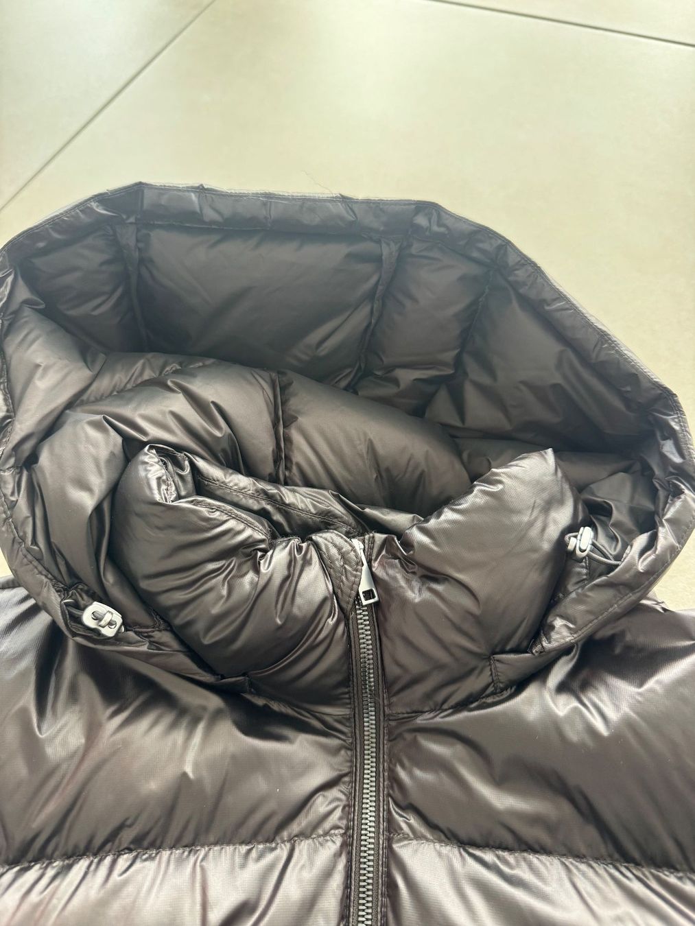 Massimo Dutti Giacche: Massimo Dutti Brown Puffer Jacket – Usato da Bülach venduto da kev_nn8q 4