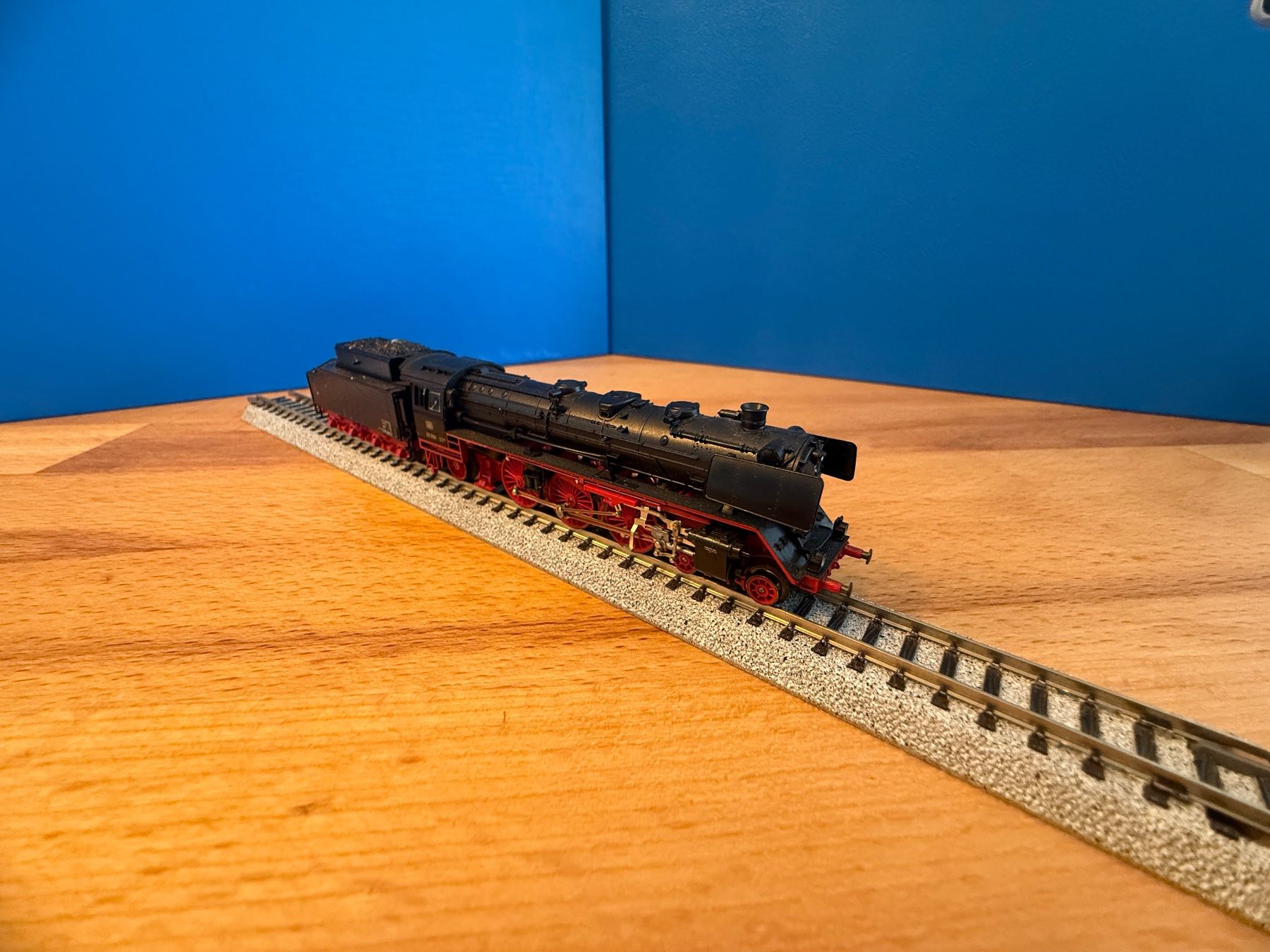 Trix Modellini di ferrovie: Minitrix DB Dampflok BR 03 – Usato da Diemtigen venduto da Mpsj4