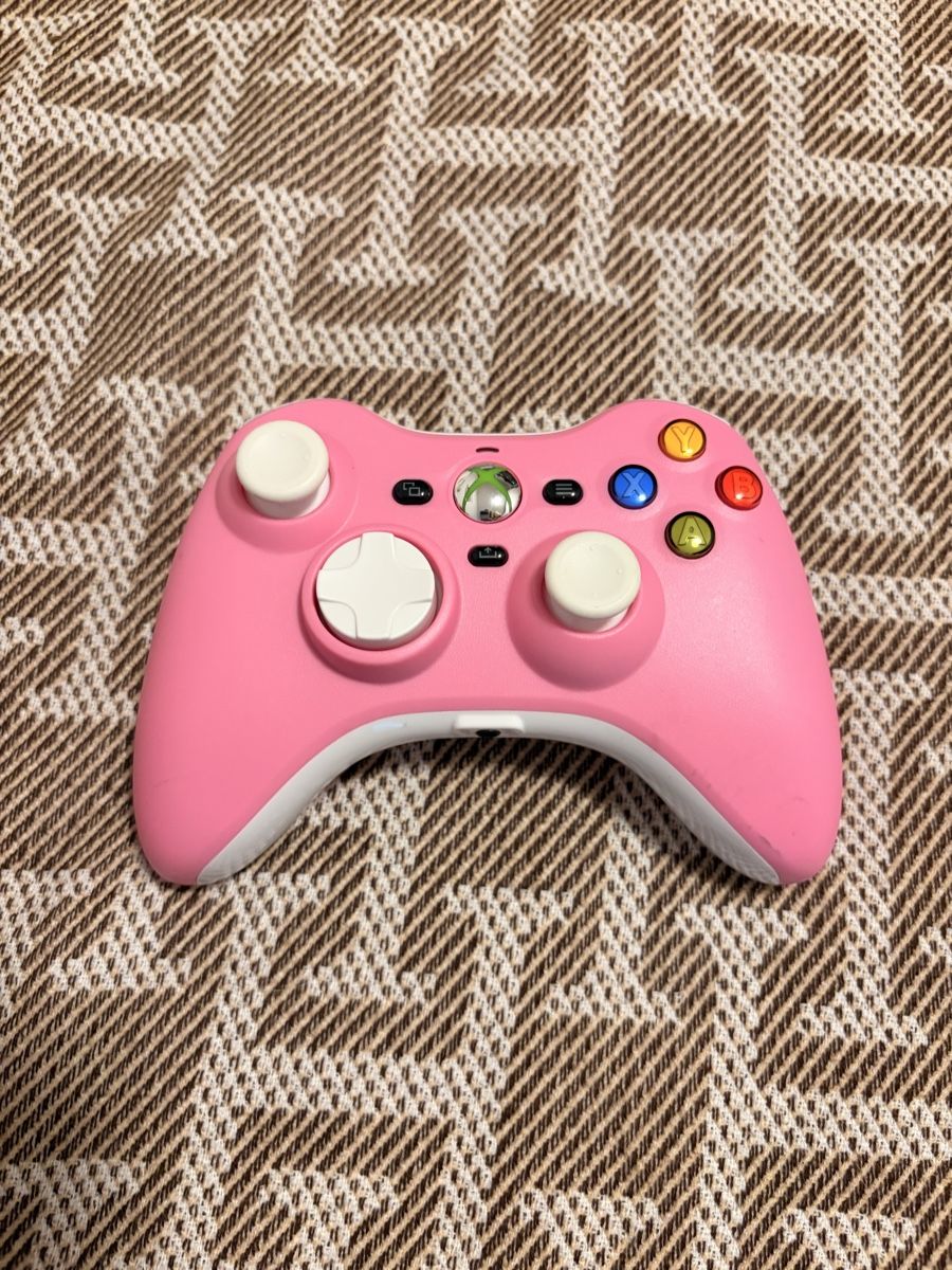 Manettes: Xbox 360 Controller Xenon Pink gebraucht – D'occasion à St.Gallen par rslalfs