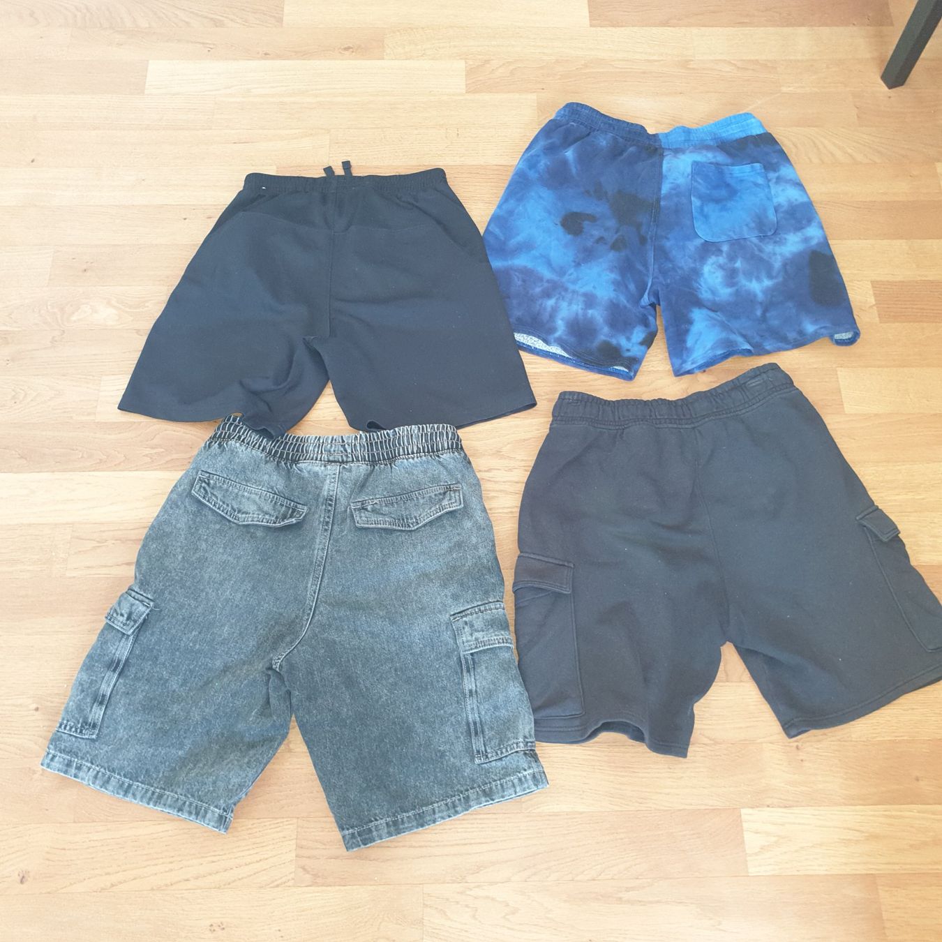 H&M Pantaloni: 4x Shorts Gr. 152 H&M + Nike – Usato da Rothenburg venduto da aki011 2