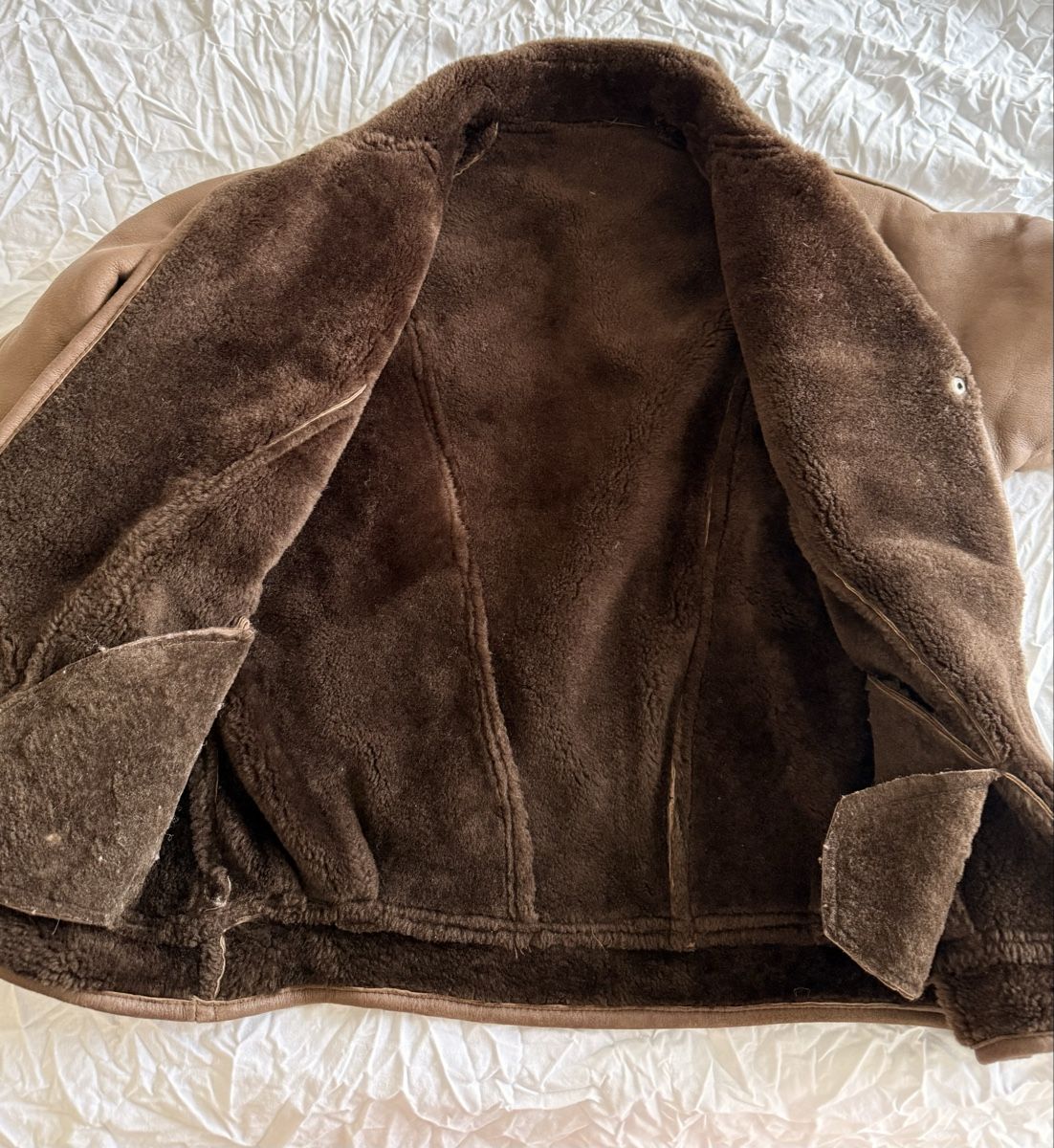 Vestes: Veste Shearling en cuir véritable  – D'occasion à Genève par dia_fyt8 4