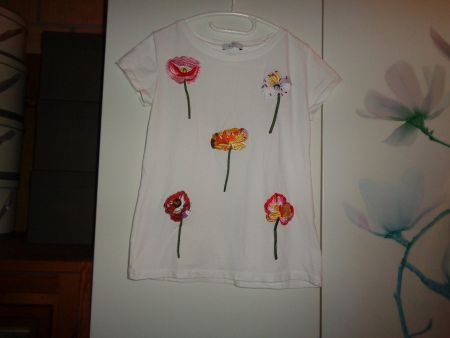 *** Shirt mit Stickereien *** / von Vicbee / Baumwolle