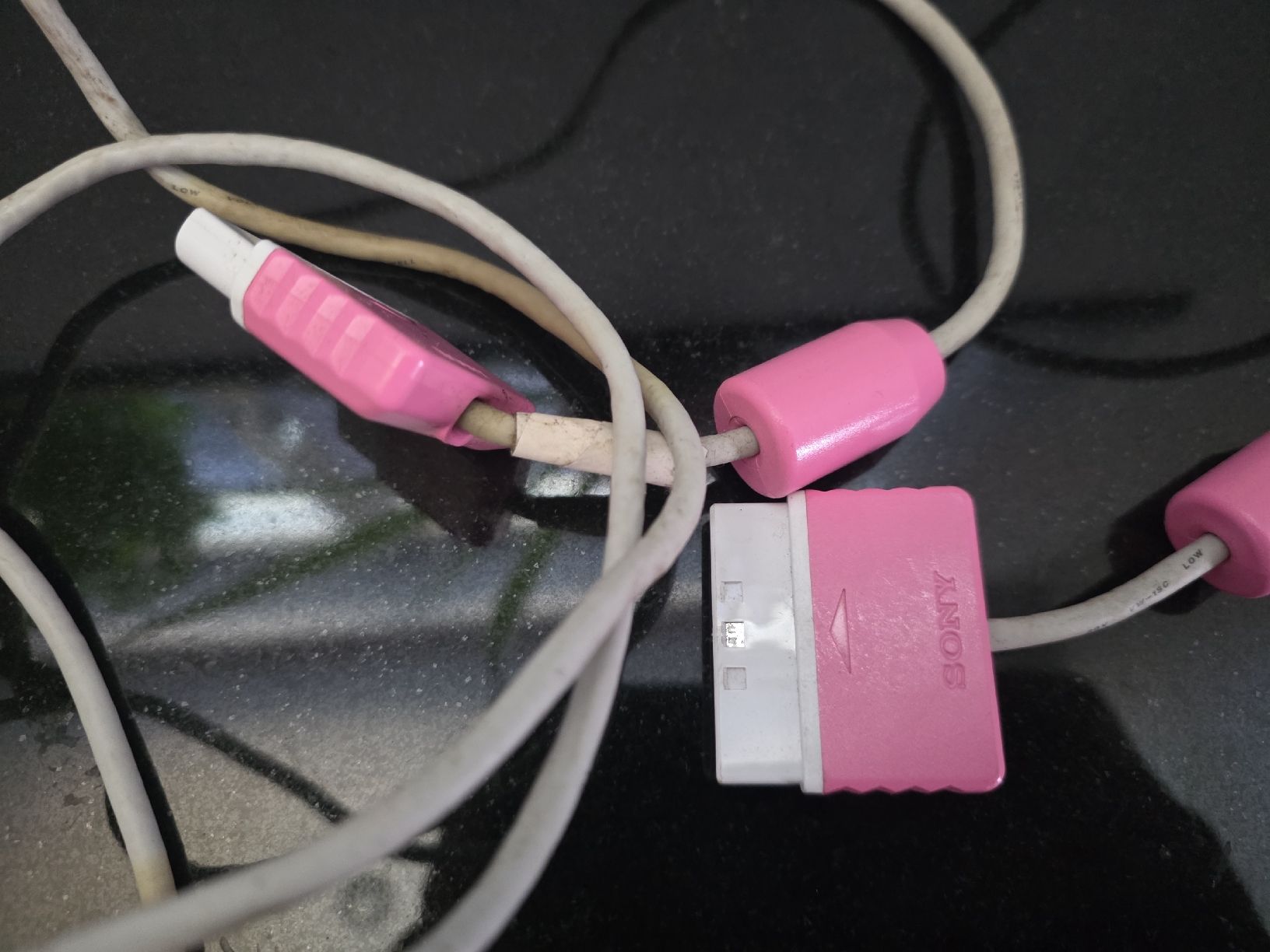 Controller: 2x Sony PlayStation 2 Controller pink  – Usato da Dorf venduto da Echo_Elements 2