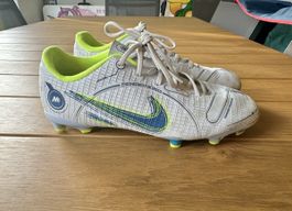 Nike Fussballschuhe Jungs Grösse 36