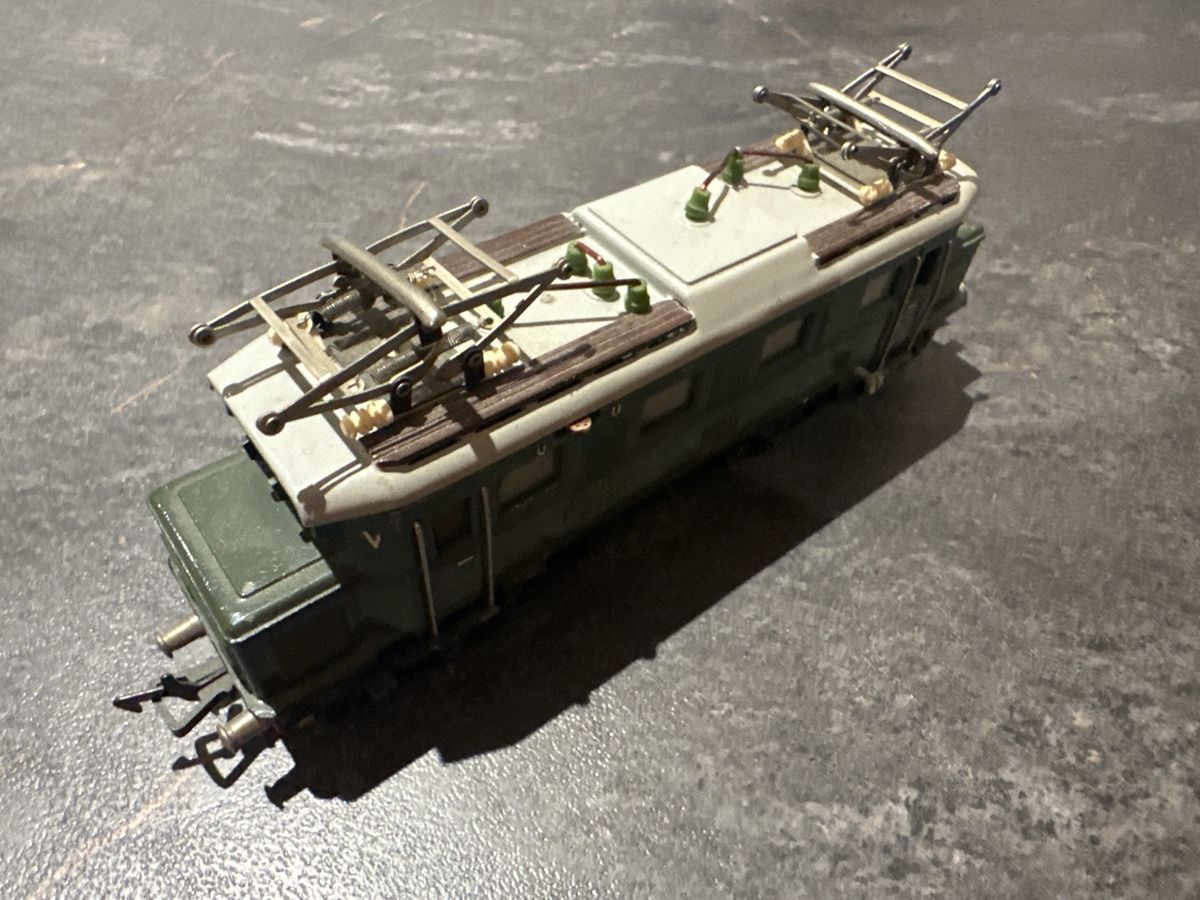 Fleischmann Modellini di ferrovie: Fleischmann 1345 - E-Lok BR E 44 1952 ohne OVP – Usato da Sennwald venduto da HARO-Import 3
