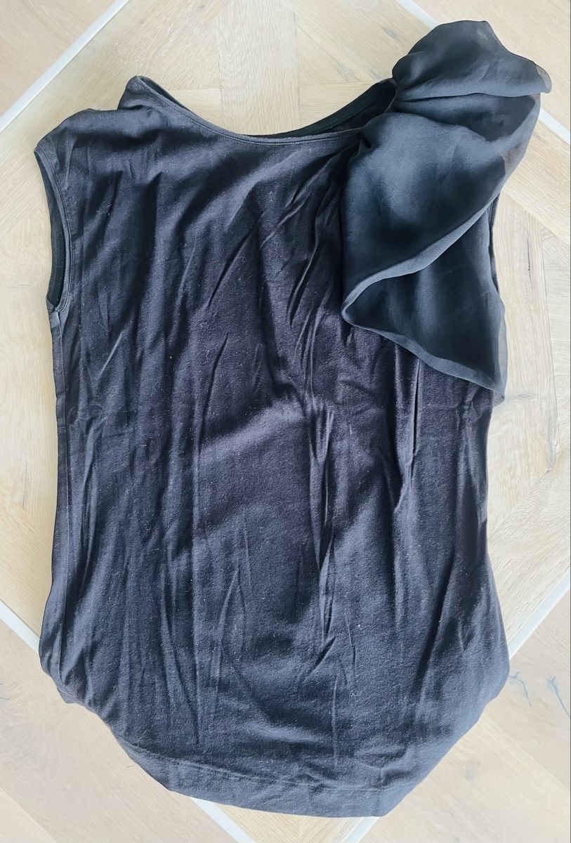 Massimo Dutti Tops: Massimo Dutti Top, schwarz, Grösse XS – Gebraucht aus Pfäffikon SZ von humming-bird