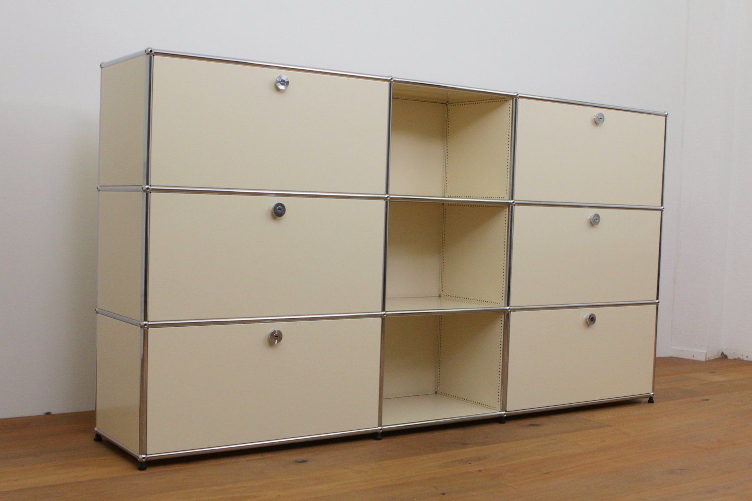 USM Scaffali: USM Haller Regal // UPCYCLED! // NEUE FARBEN – Nuovo (secondo la descrizione) da Affoltern am Albis venduto da StudioStandard 4