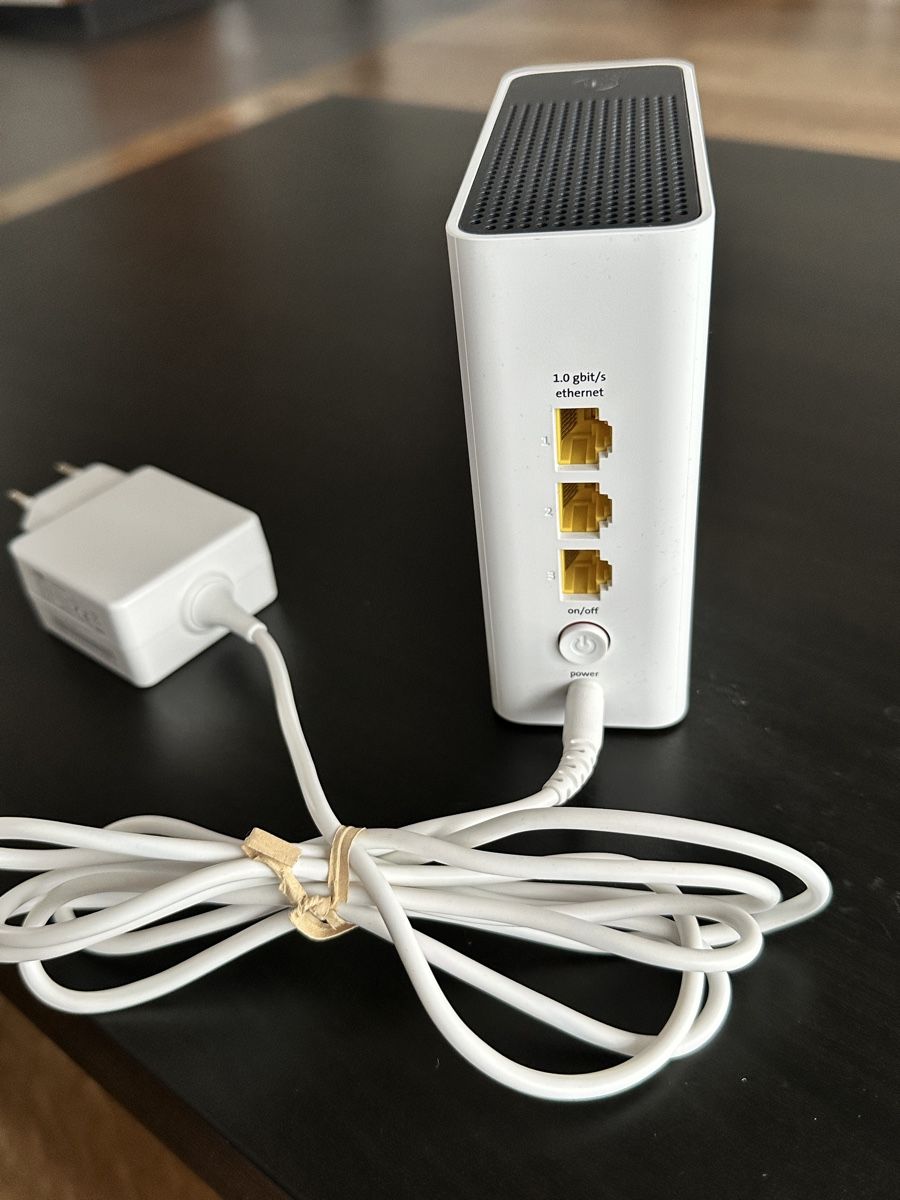 Swisscom Wlan: W-Lan Box 2 Swisscom / Repeater – Gebraucht aus Grosswangen von Hubee 1