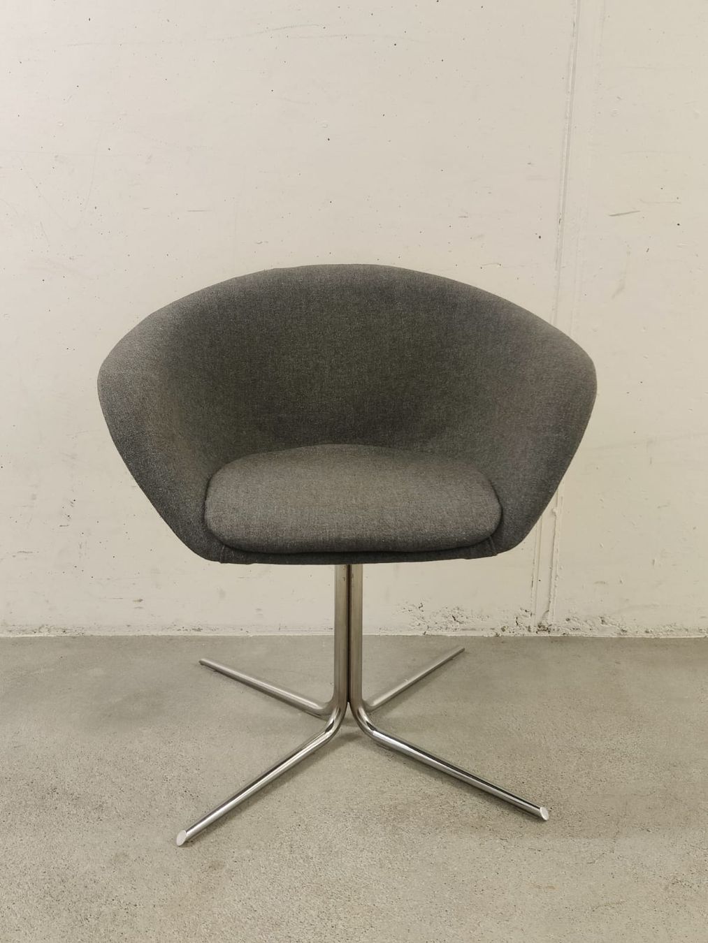 Poltrone: Fauteuil design Arper "Duna 02" – Usato da Chêne-Bougeries venduto da JANSAND