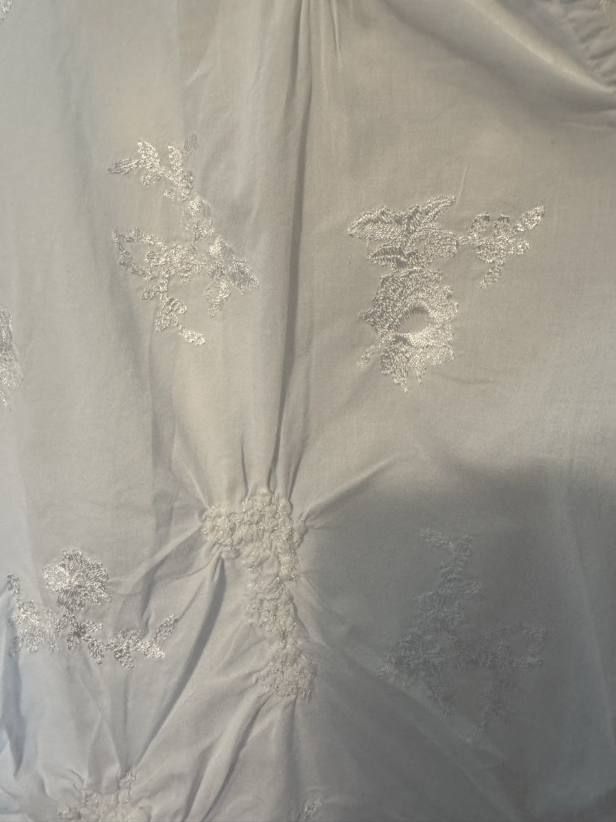 Zara Blusen: Zara ZW gathered embroidered blouse – Gebraucht aus Kilchberg ZH von ngt_hnw9 2