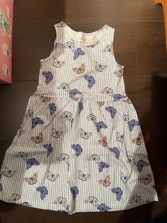 Robe h&m  fille 6 à 8 ans