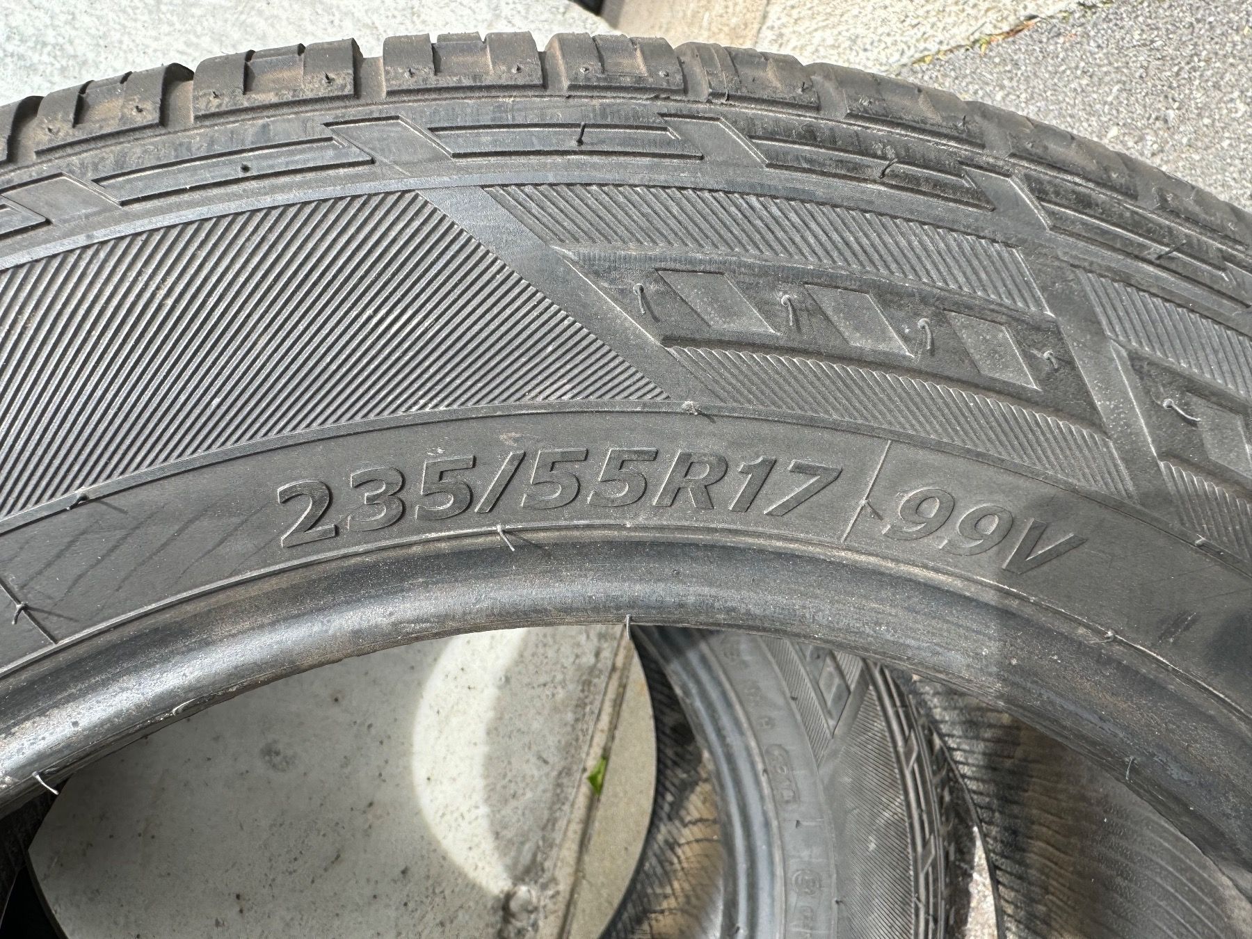 Hankook Pneumatici & Ruote complete: Reifen 17 zoll – Usato da Chur venduto da Rossboden-Garage 3