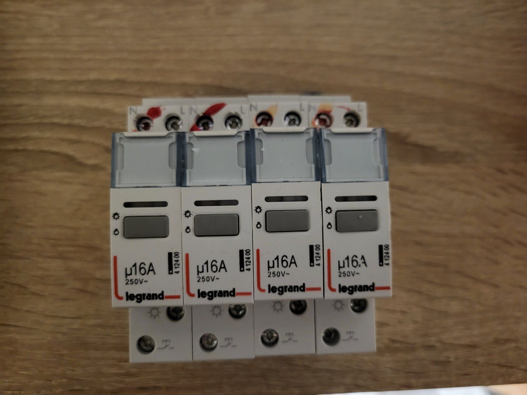 Legrand Schalter: 4 Stk. Schrittschalter Legrand X3 – Neu (gemäss Beschreibung) aus Uznach von jur_96tk