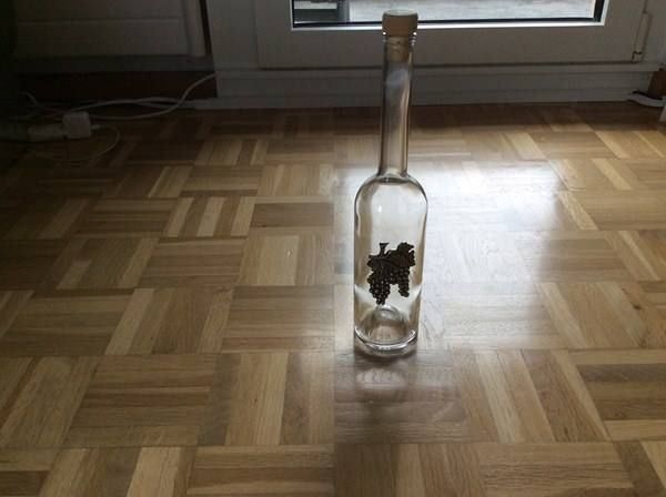 Altro: Grappa-Flasche mit Trauben-Verzierung – Nuovo (secondo la descrizione) da Horw venduto da Benny017
