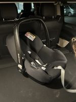 Maxi-Cosi Babyschale inkl. Isofix-Basisstation – Schwarz