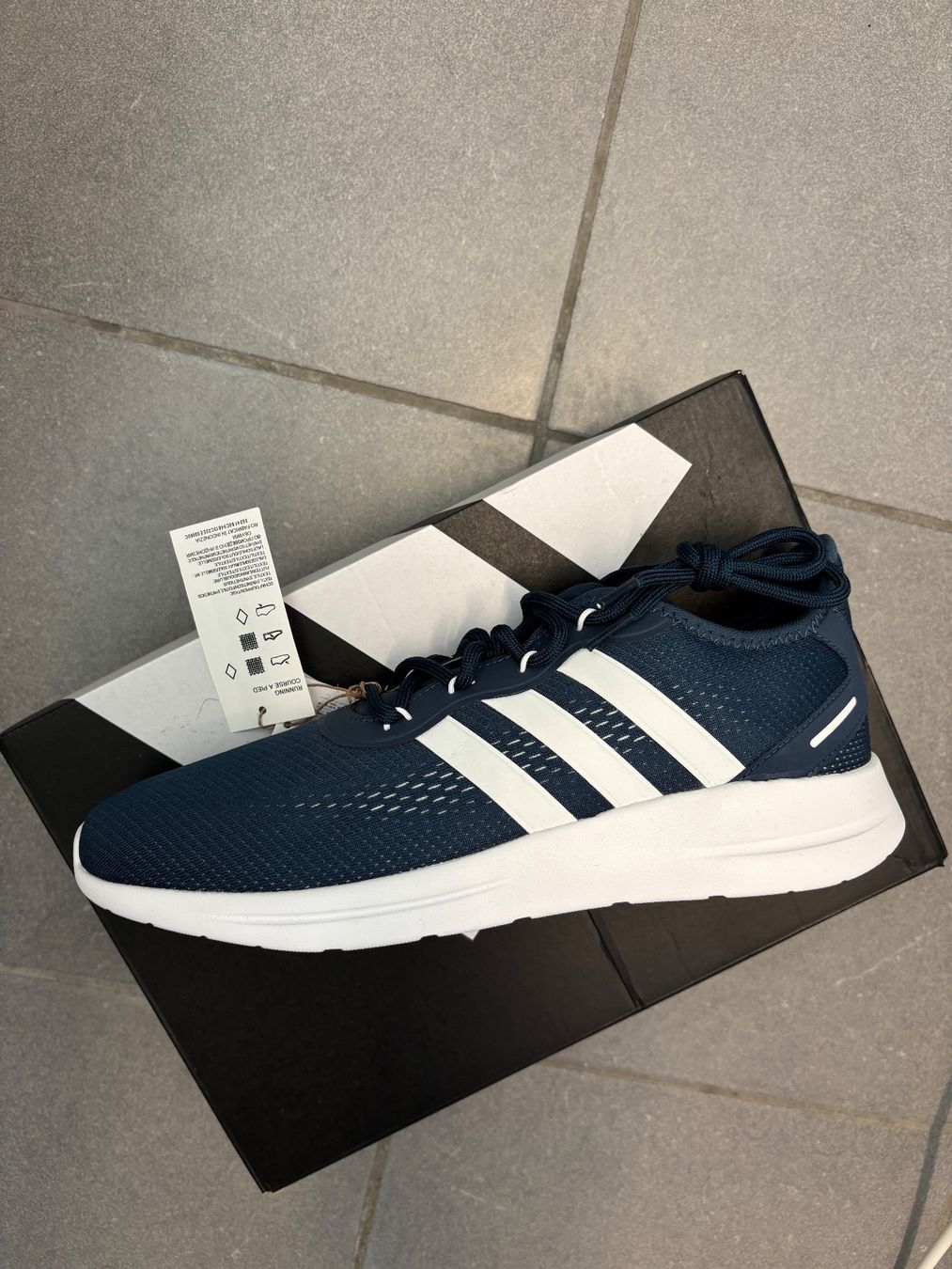 Adidas Herrenschuhe: Adidas Sneakers – Neu und originalverpackt aus Zürich von mc_mike77 3