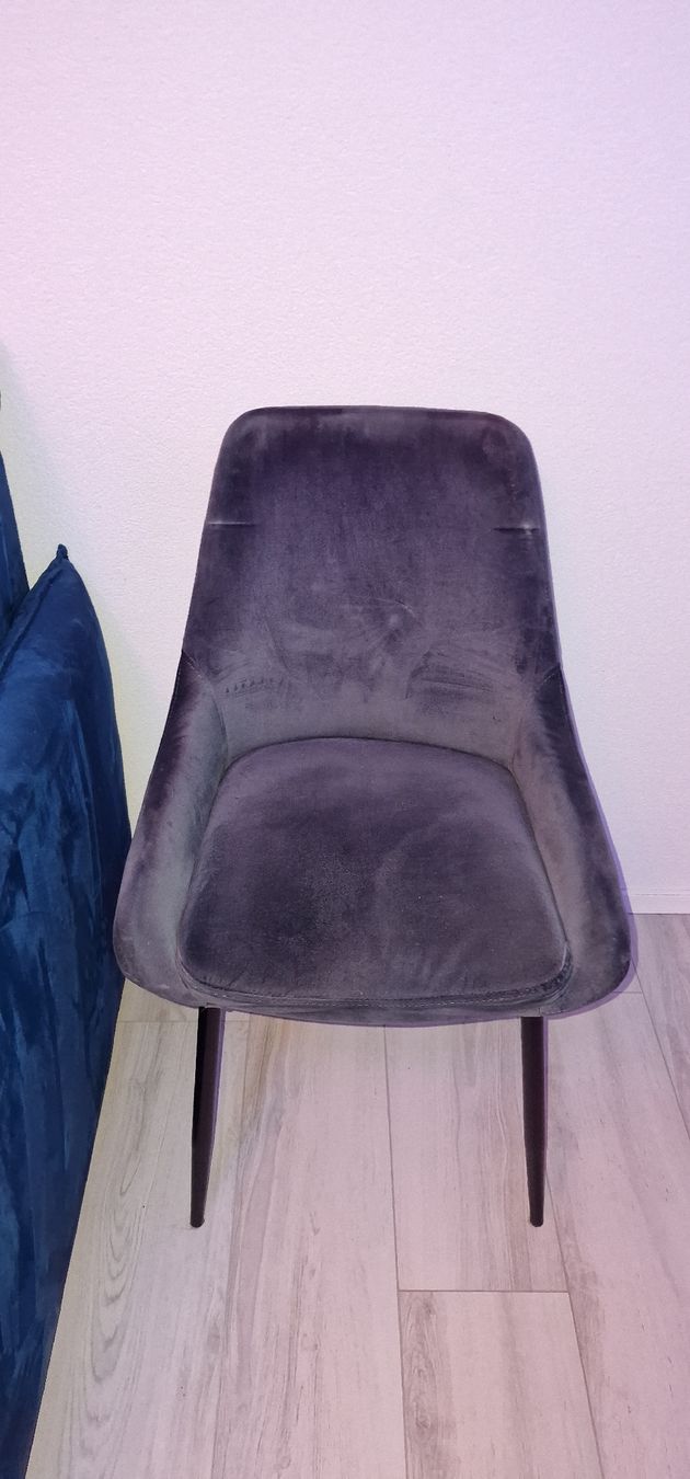 Sedie: Chaises Velours Gris (4 chaises) – Nuovo (secondo la descrizione) da Vernier venduto da dyl_8v8k