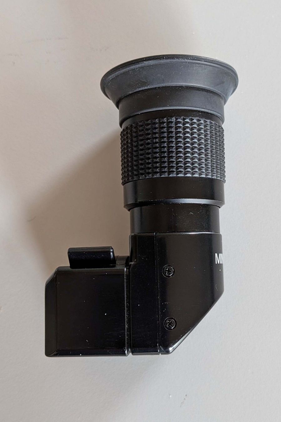 Minolta Fotocamera: Minolta Winkelsucher VN – Usato da Neuenkirch venduto da Martello5