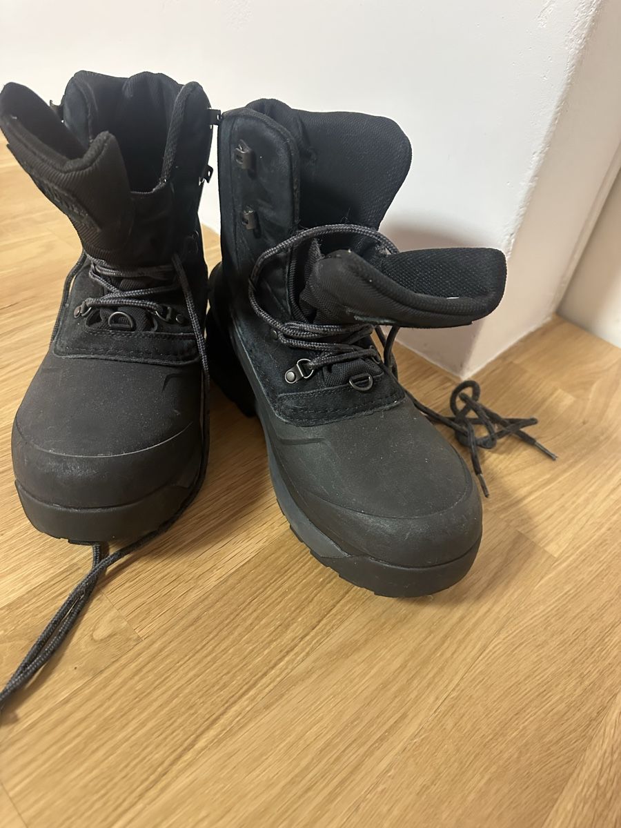 North Face Scarpe da uomo: The North Face Winterstiefel, Größe 44 – Usato da Pfaffhausen venduto da Geraldine12 2