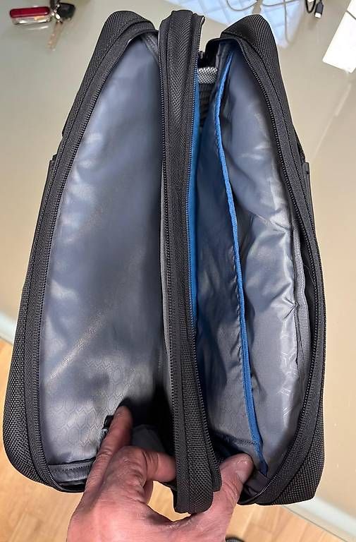 Taschen: Laptop-Tasche Dell – Gebraucht aus Rheinfelden von los_xdd8 2