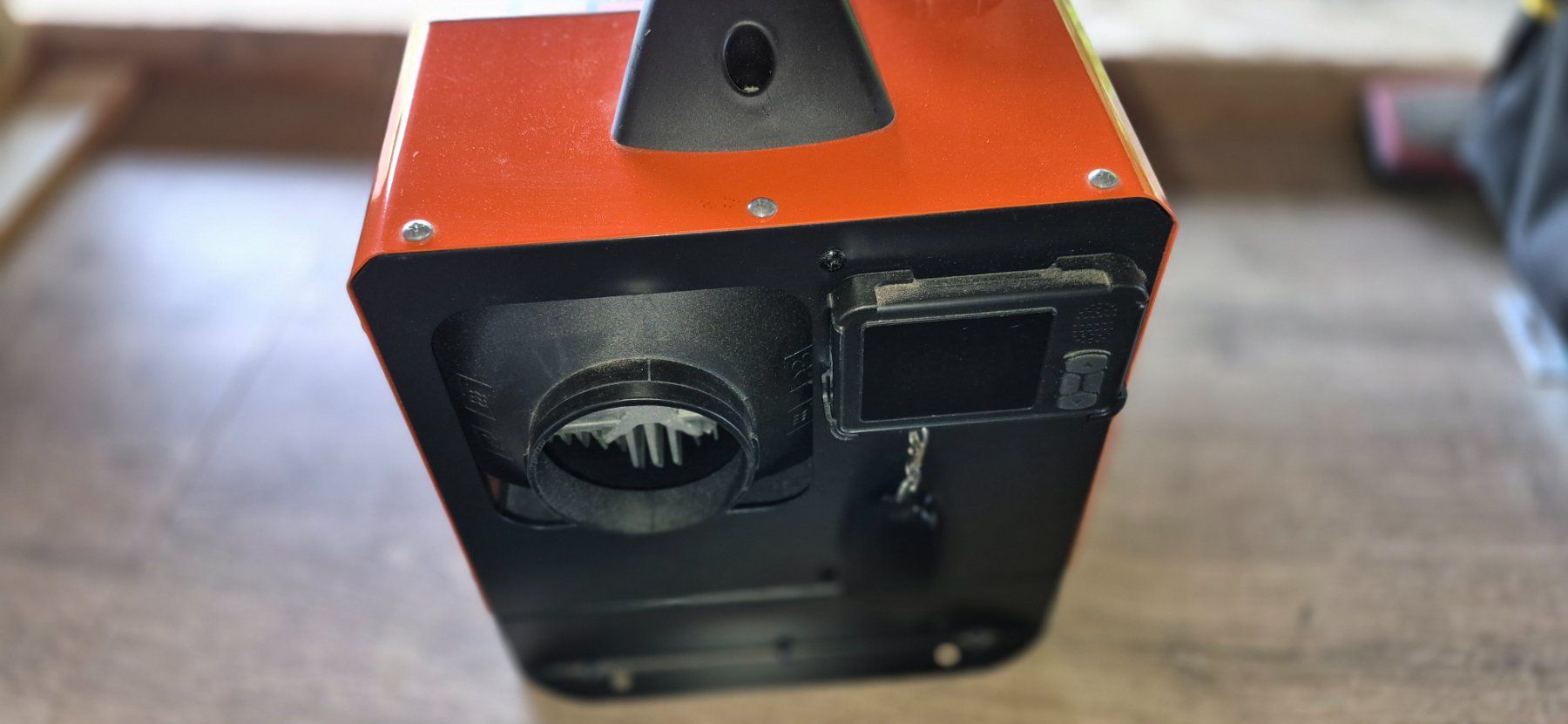 Radiatori: Tragbare Dieselheizung Vevor 5KW – Usato da Heinrichswil venduto da LottazComputer 3