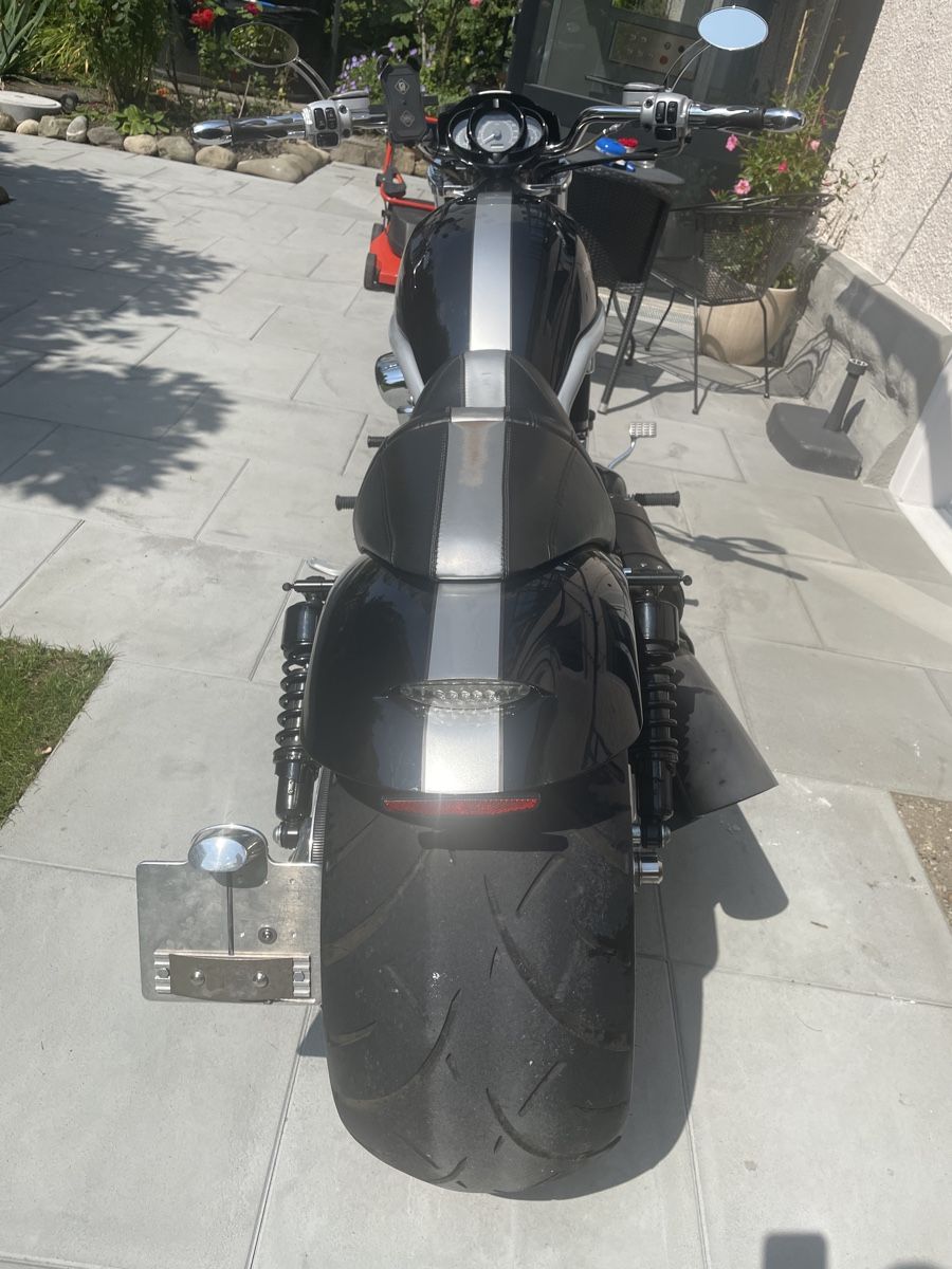 Harley-Davidson Chopper: Costumbike Harley Davidson V-Rod – Usato da Wädenswil venduto da Faessler 5