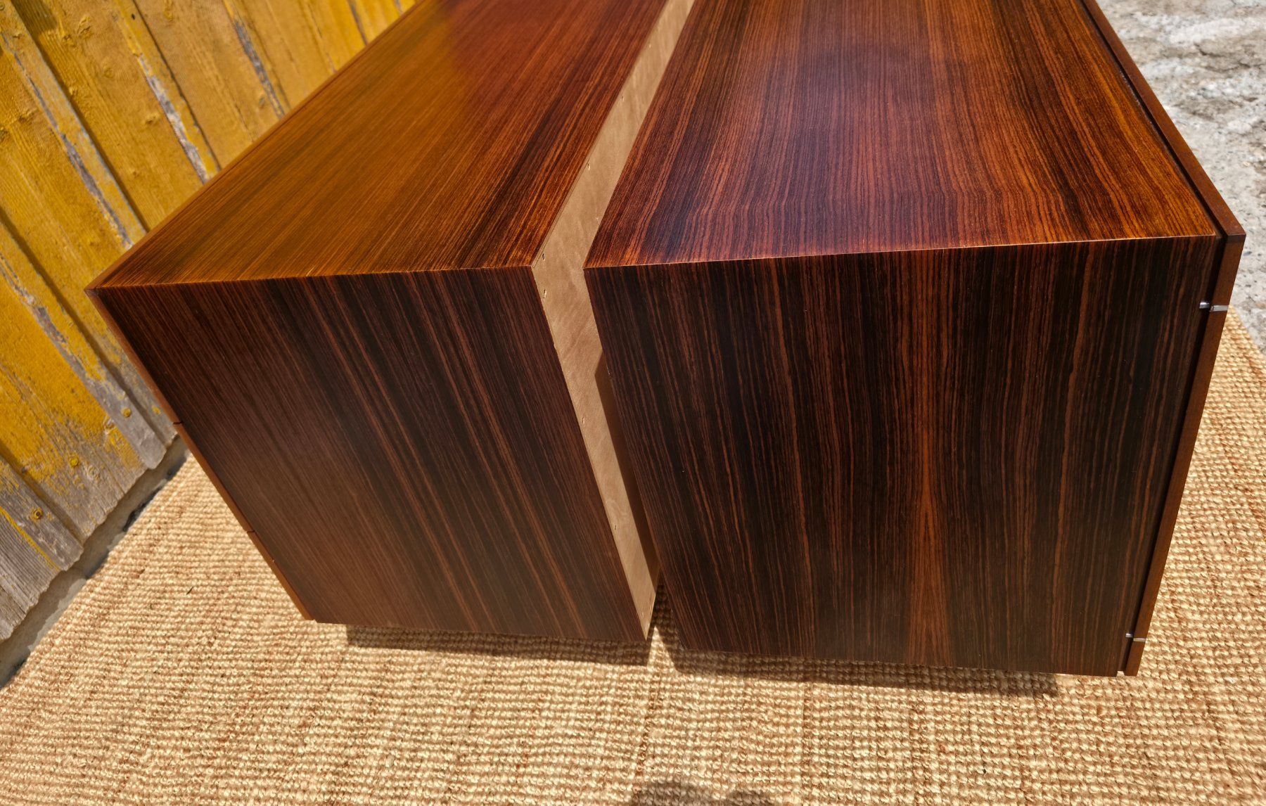 Credenze: Wohnhilfe Sideboard Entwurf Urs Rösch in Palisander – Usato da Haslen AI venduto da Vintagelix 5