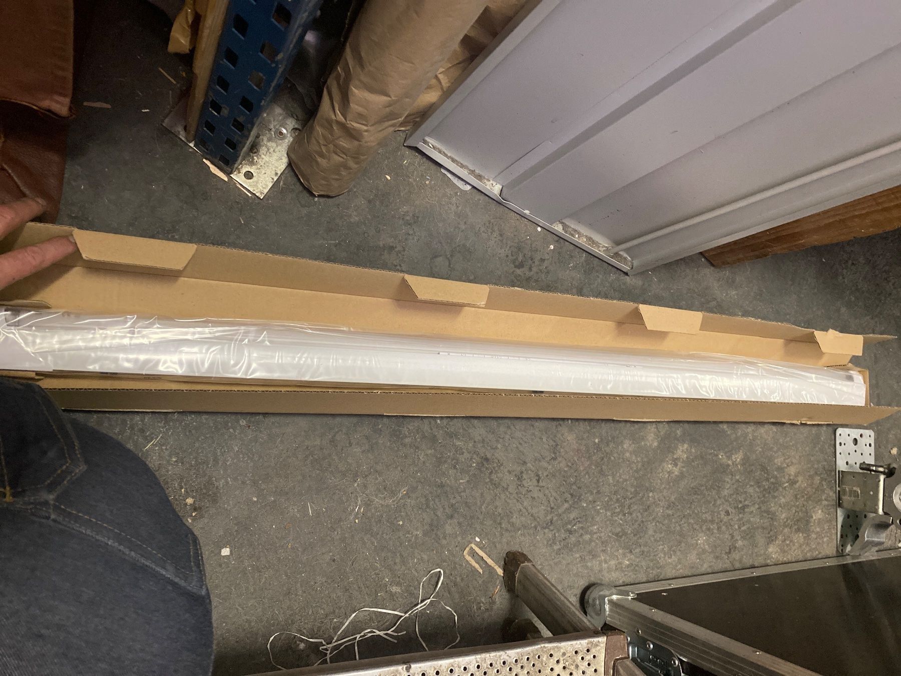 Lampen: Osram Ecopack FH 28w/830 – Neu und originalverpackt aus Dietikon von Frople