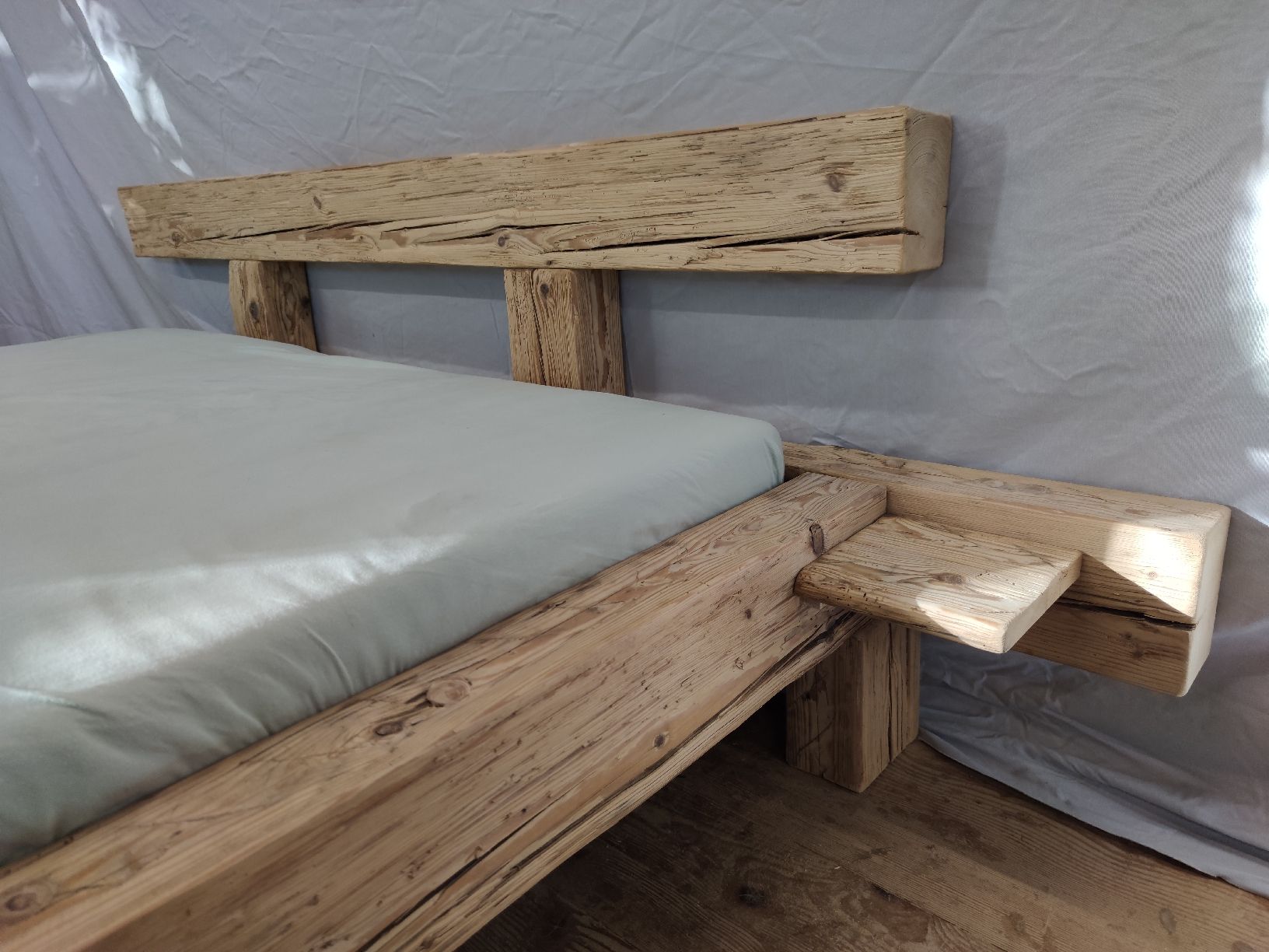 Betten: Altholzbalkenbett 180x200cm lang – Neu und originalverpackt aus Bad Feilnbach von Altholzmoebel 4