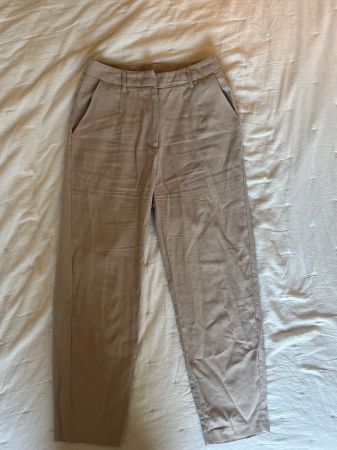 Beige Hose