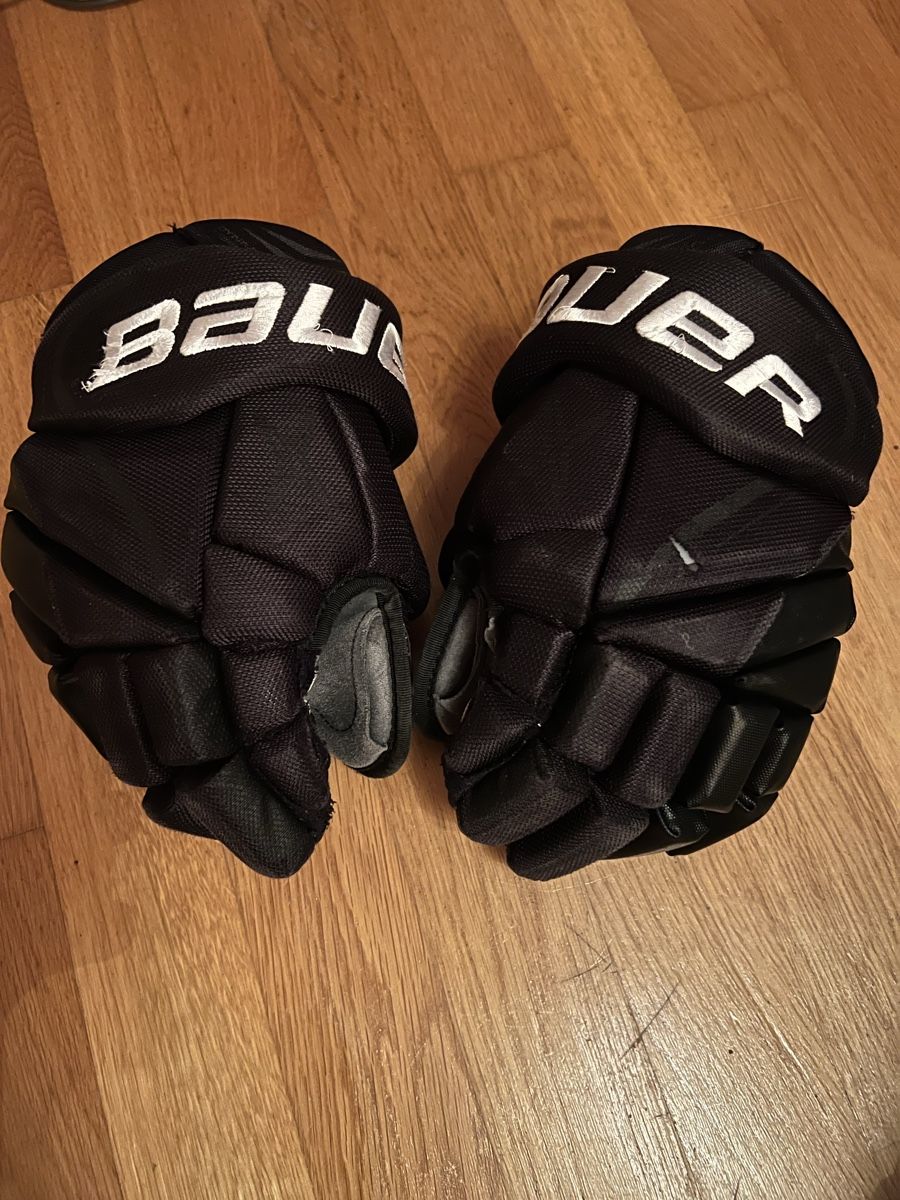 Bauer Protezioni & Imbottiture: Eishockey-Handschuhe Bauer – Usato da Henau venduto da pacogima 1