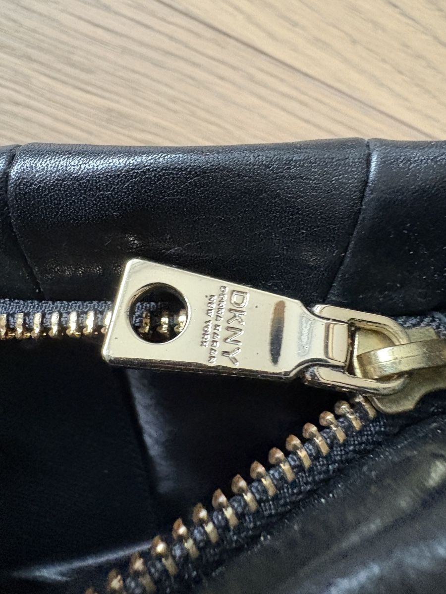 DKNY Sacs femmes: DKNY Tasche – D'occasion à neerach par HeuWa