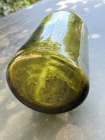 Lot de 30 bouteilles vides antiques soufflées. A nettoyer.