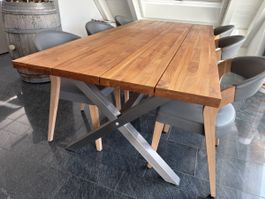 Massiver Design-Esstisch Teakholz geölt Neupreis 1’600.-