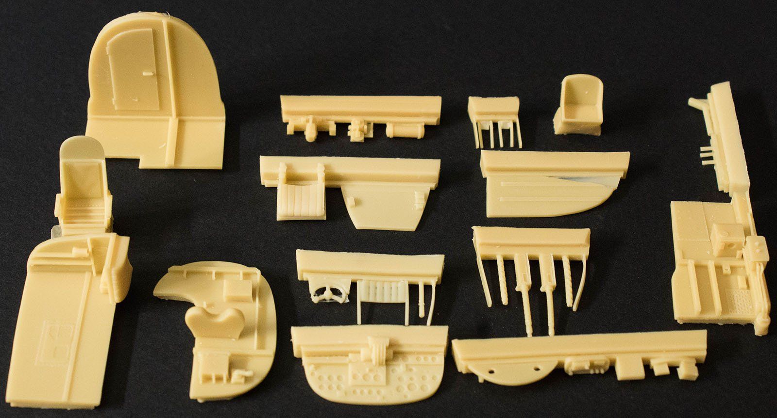 Modellbausätze & Standmodelle: Lockheed 14 / Hudson Mk.I/IV/V/VI / PBO-1 1/48 – Neu und originalverpackt aus Bözen von jackieoh 5