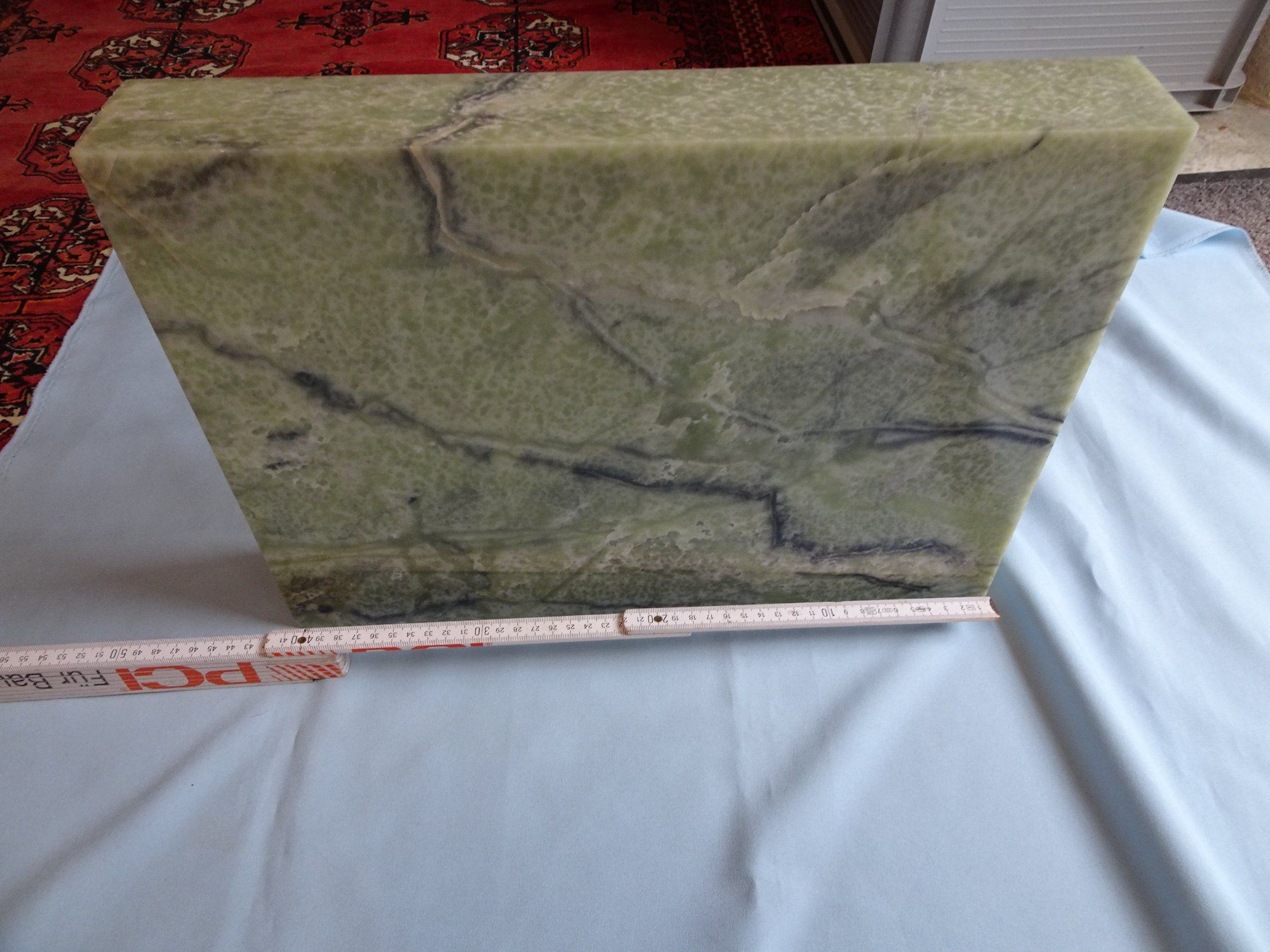 Minerali & Pietre curative: Nephrit- Jade  Museumsstufe  Val Poschiavo  Scortaseo – Nuovo (secondo la descrizione) da martina venduto da Tignuppa 1