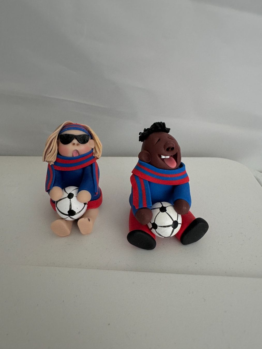 Statuette: FC Basel Fan - 2 Fimo Figuren – Usato da Muttenz venduto da einfach-schoen