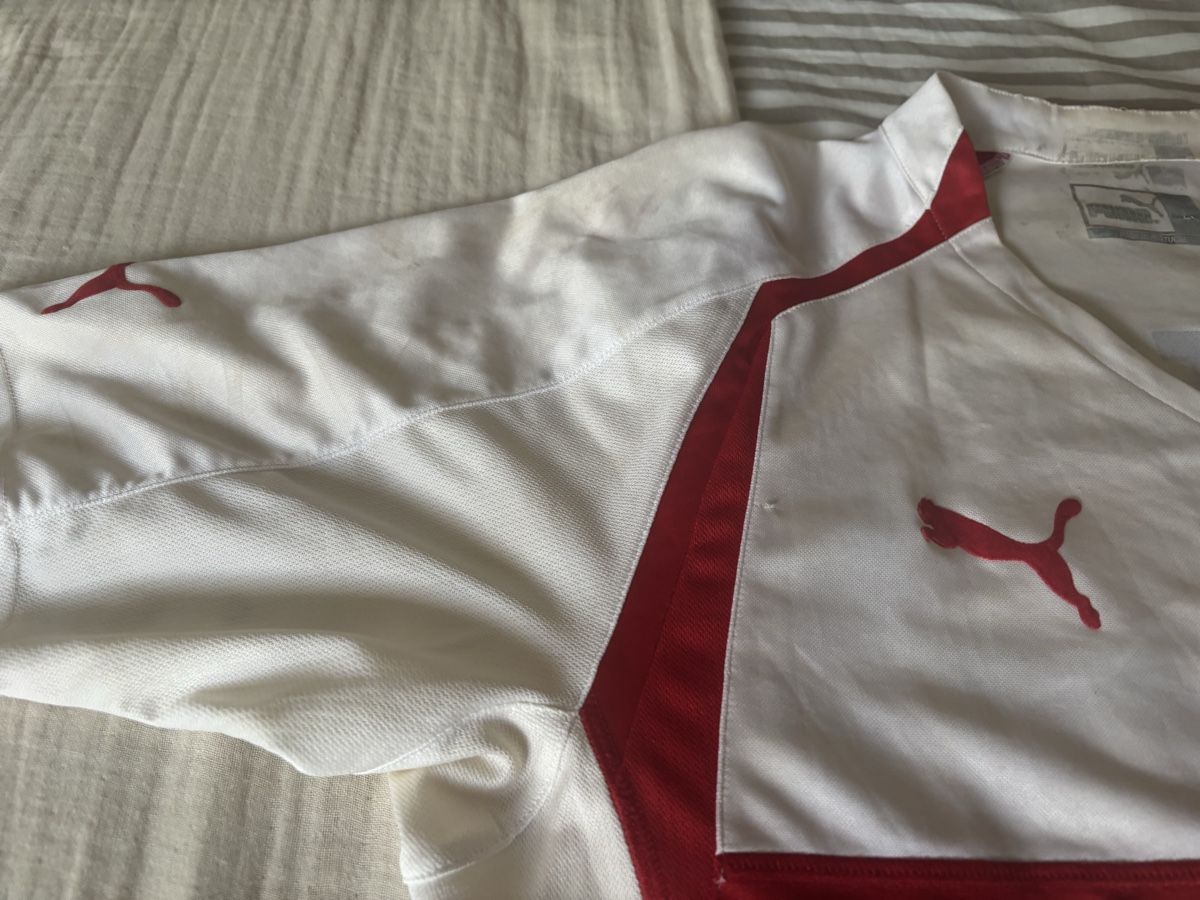 Puma Canottiere & Pantaloni: Sttutgart n11 maillot  – Usato da Le Grand-Saconnex venduto da focamix 1